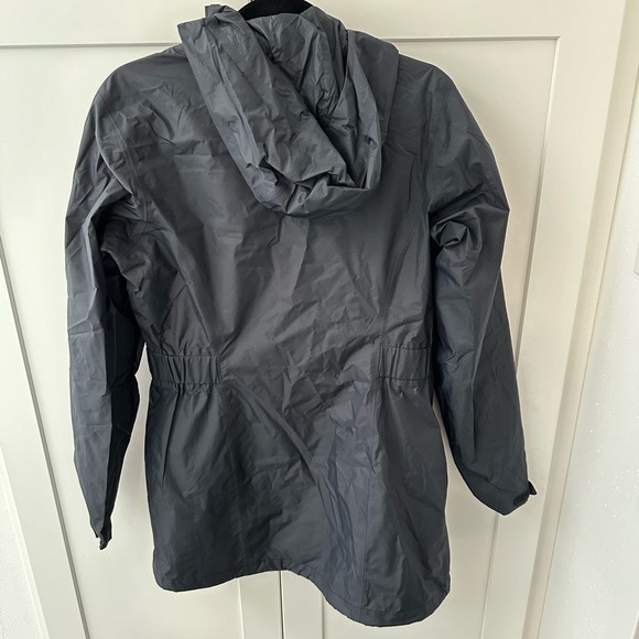 Mountain hardware rain jacket - Picture 3 of 3
